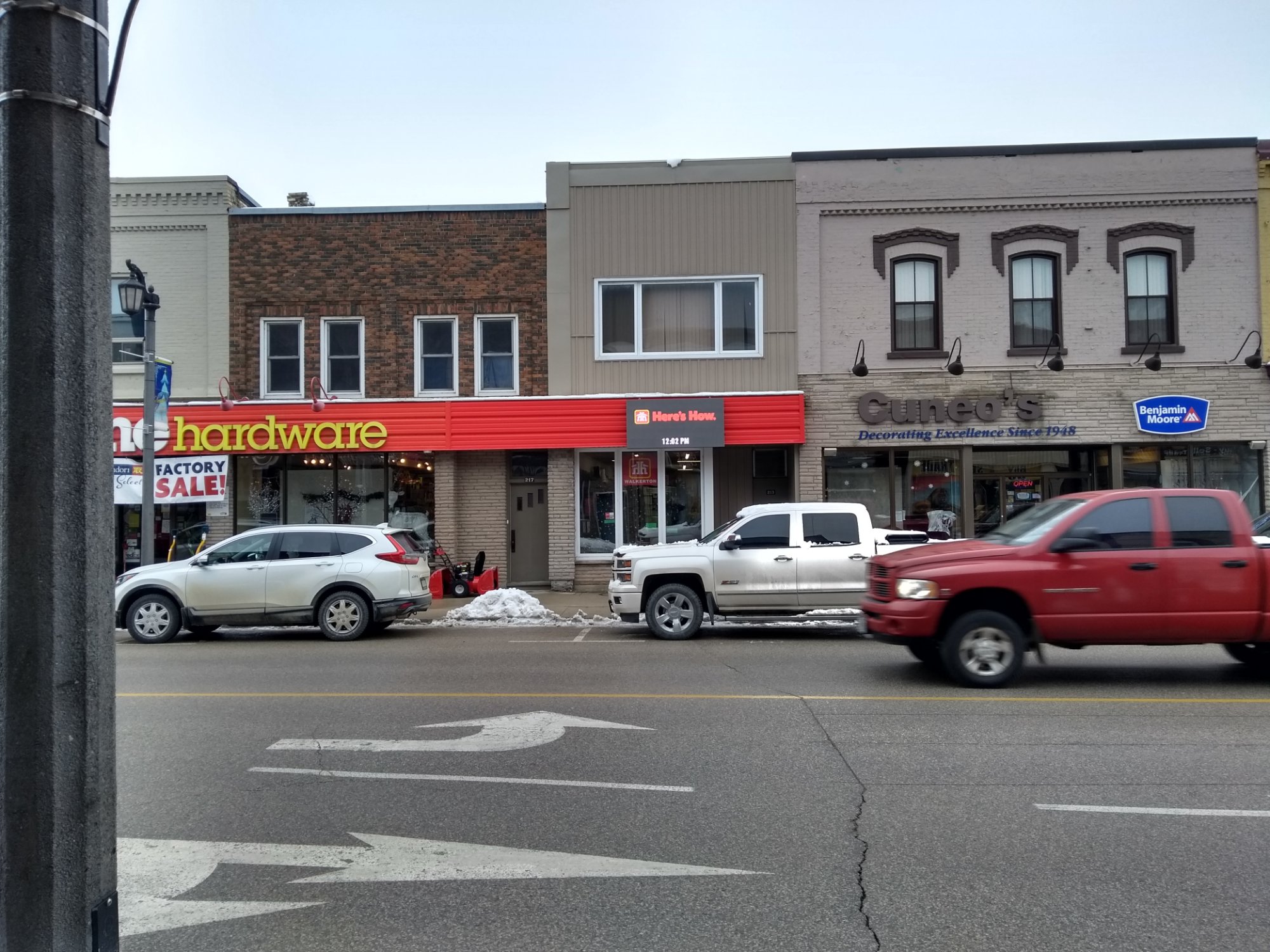 Home Hardware Walkerton LED Sign